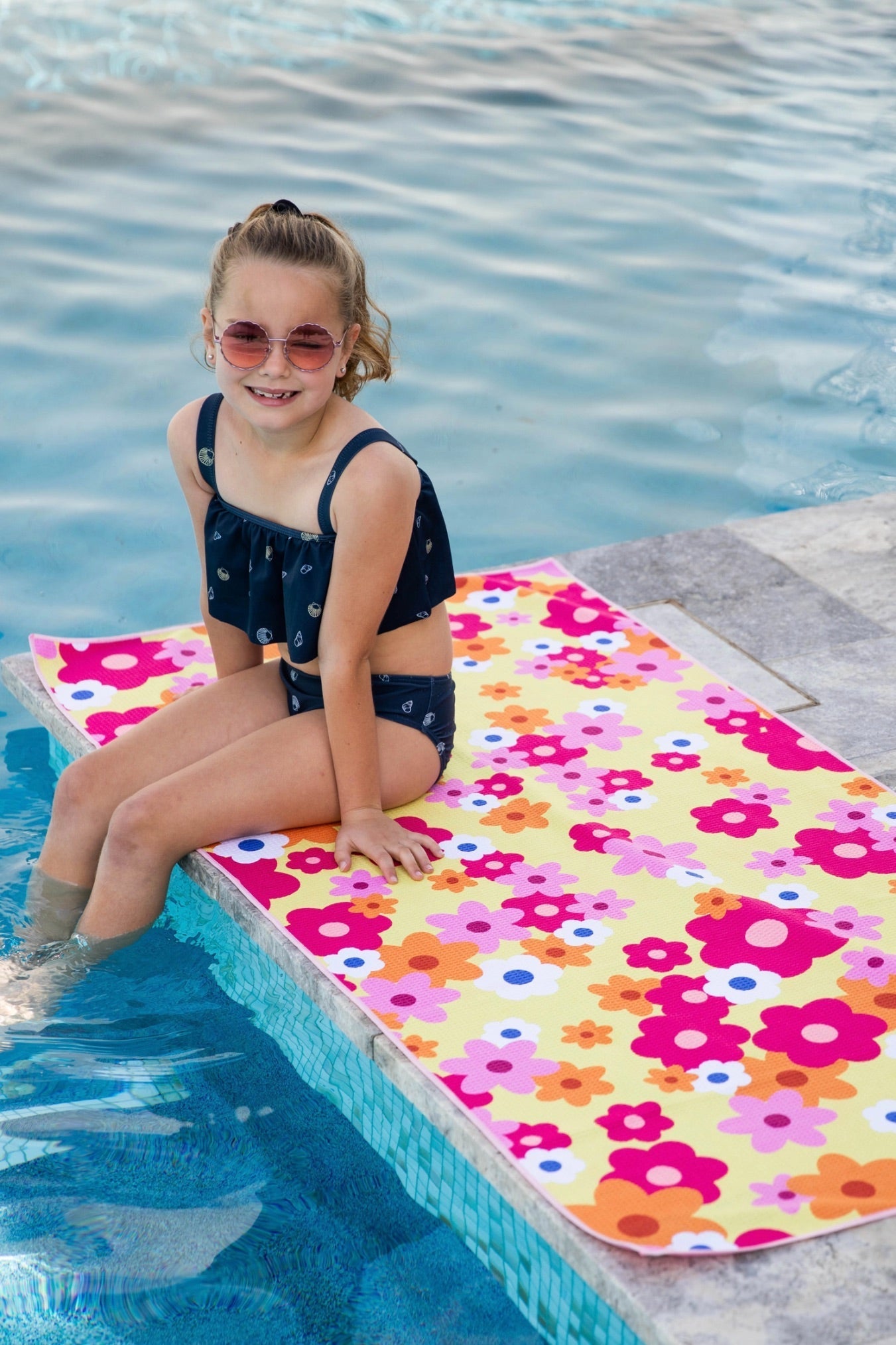 Kids Daisy Fields Beach Towel-Cheeky Winx