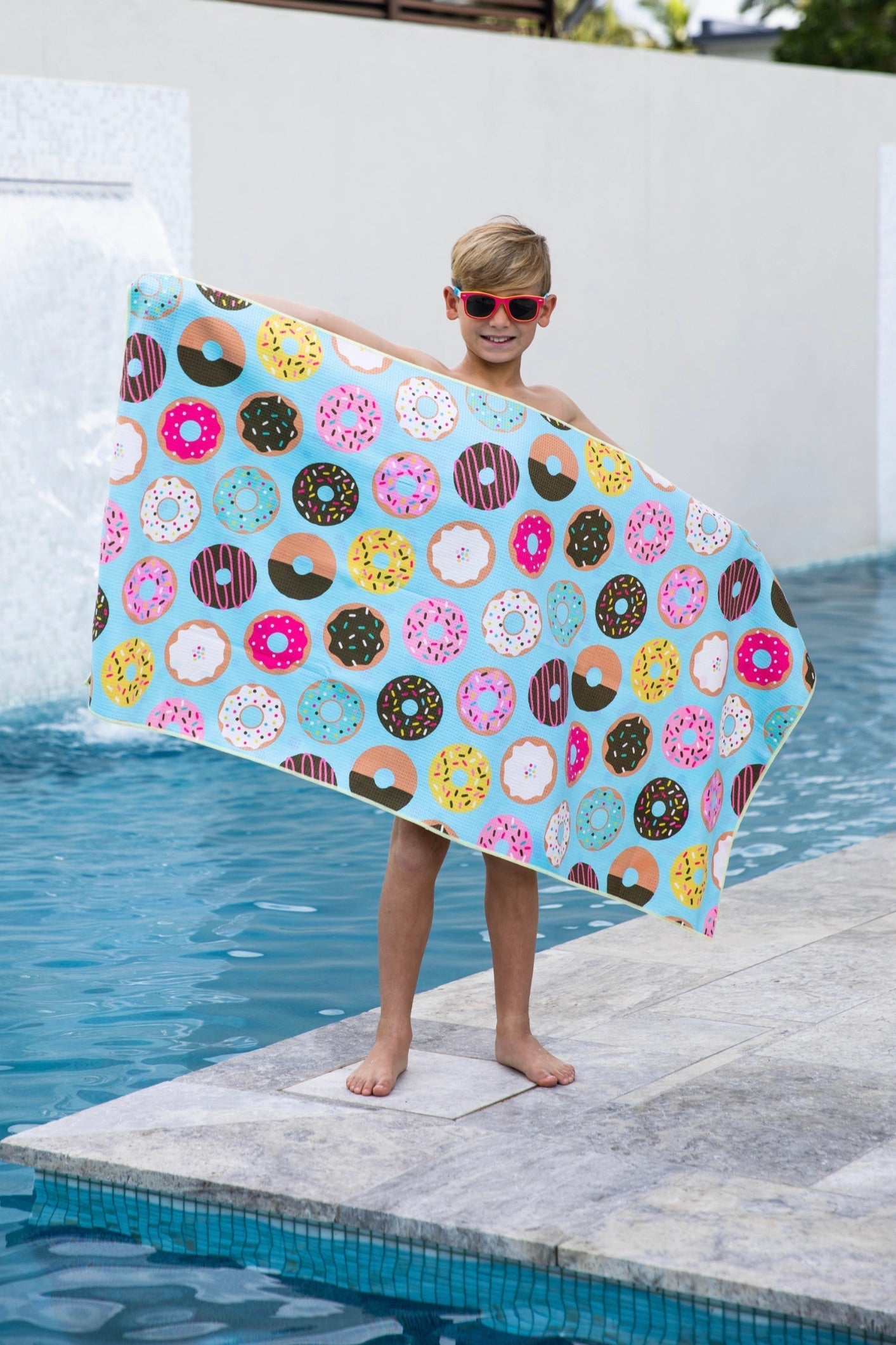 BAGLESS Kids Donuts Beach Towel-Cheeky Winx