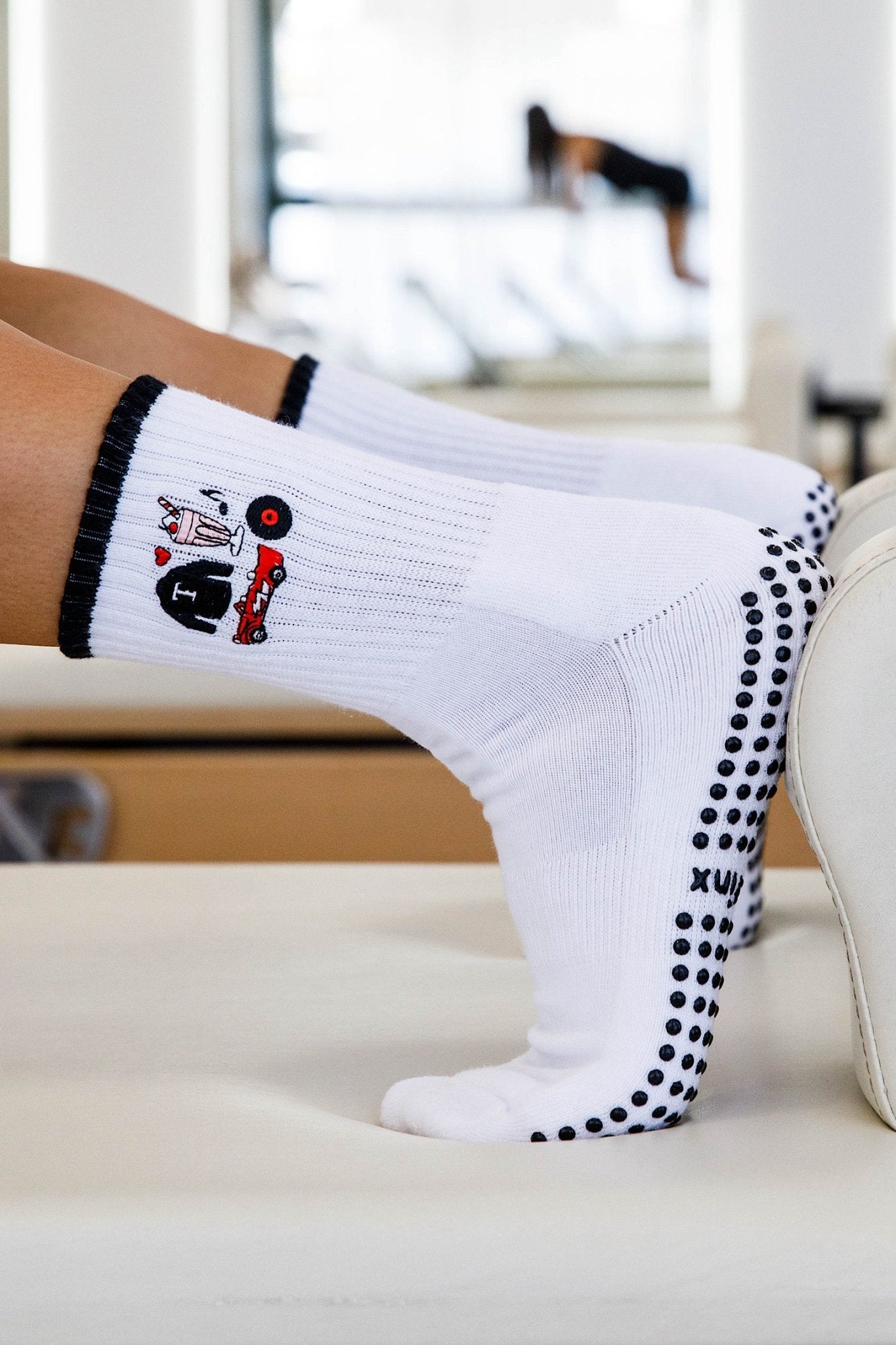 Crew 70's Throwback Grip Socks - Cheeky Winx