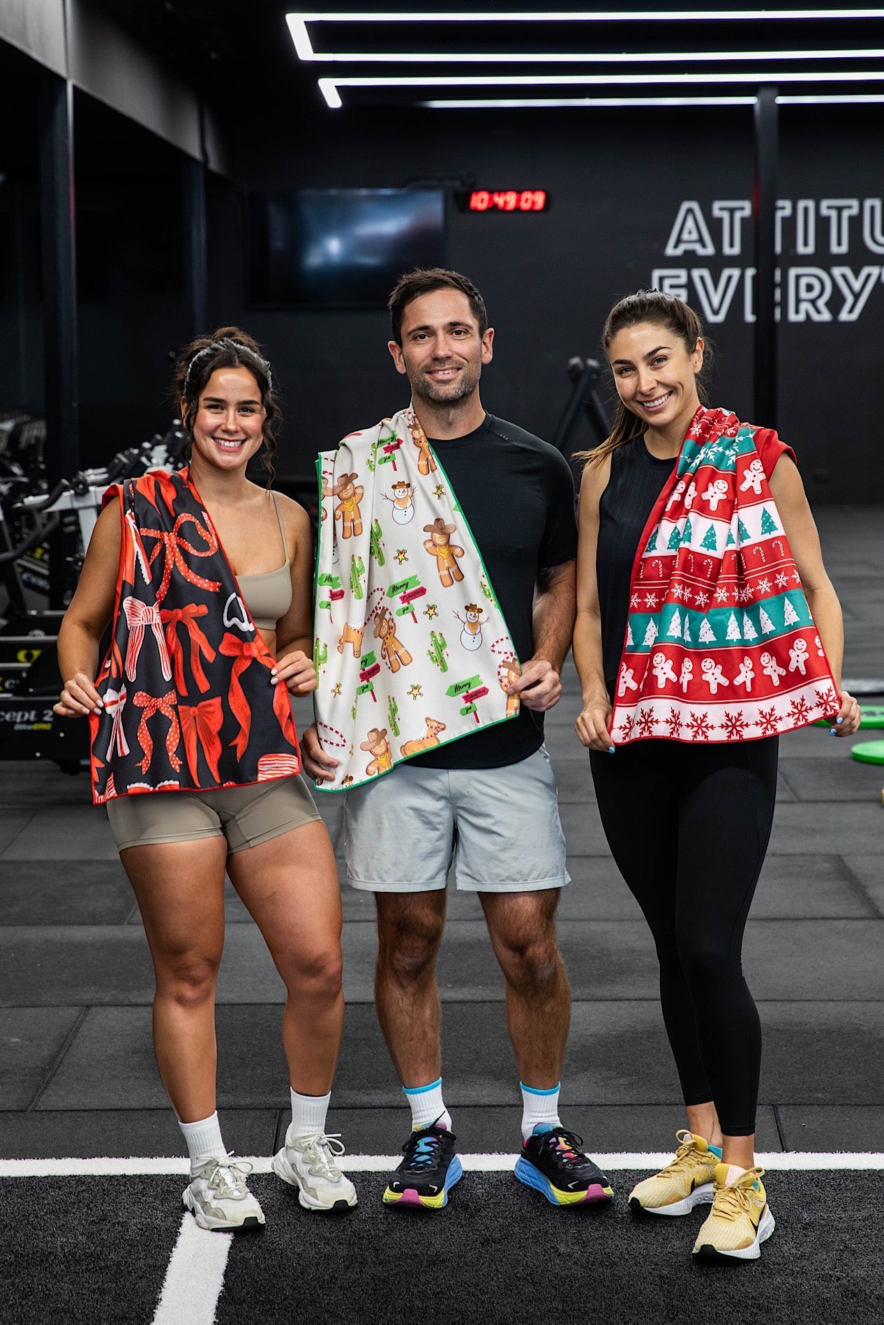 Green Christmas quick-dry gym towel 90x50cm reversible by Cheeky Winx Australia