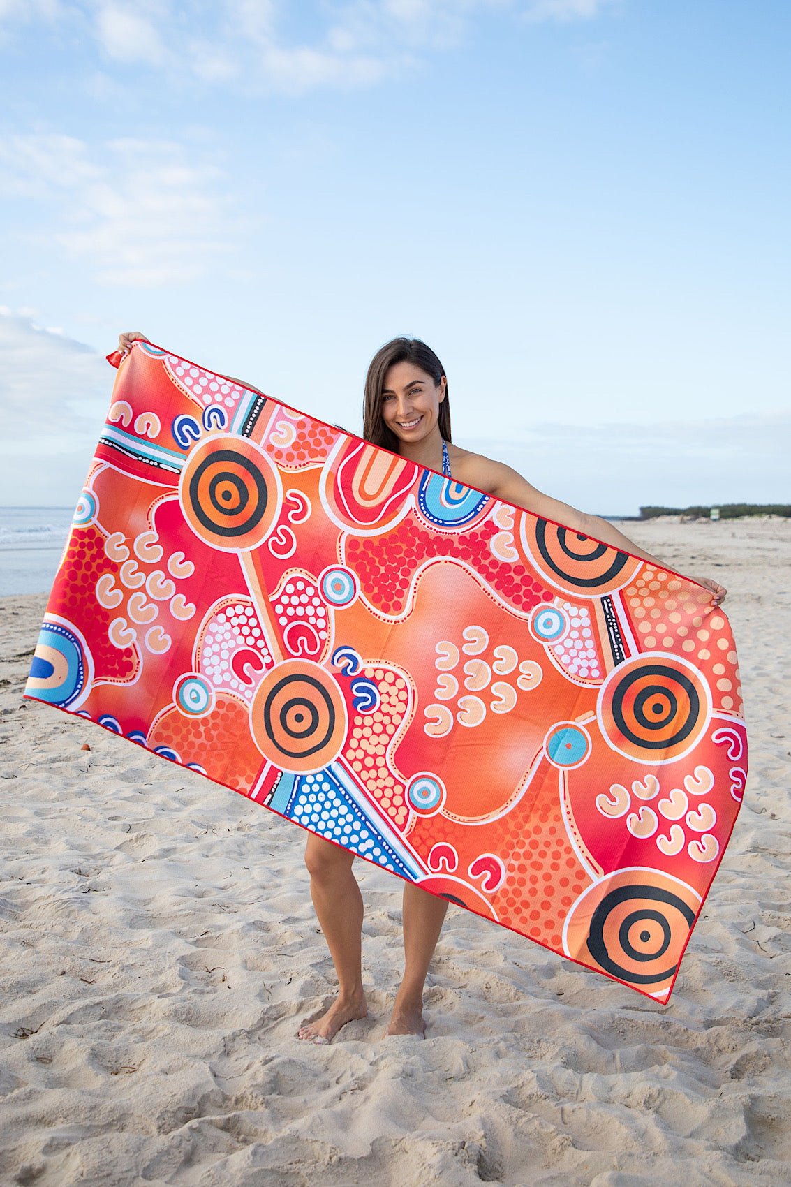 Wata 'Follow' Beach Towel - Cheeky Winx